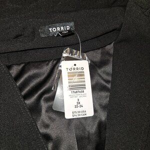 Torrid 3x nwt black blazer